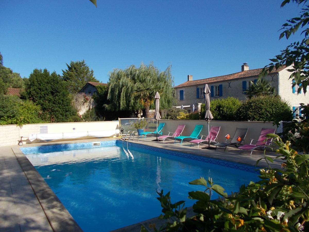 Le Clos Des Palmiers Saint-Ouen-d'Aunis Bagian luar foto
