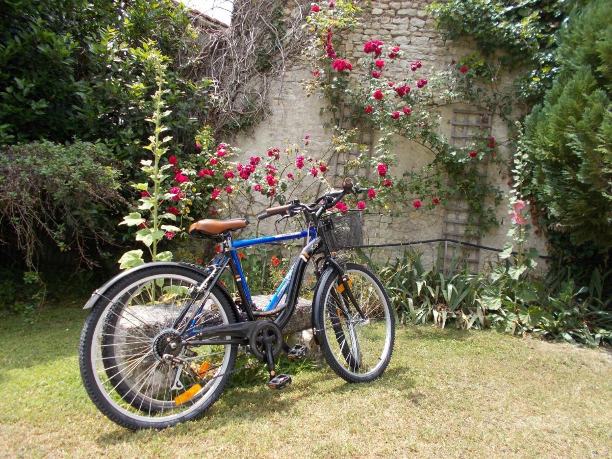 Le Clos Des Palmiers Saint-Ouen-d'Aunis Bagian luar foto