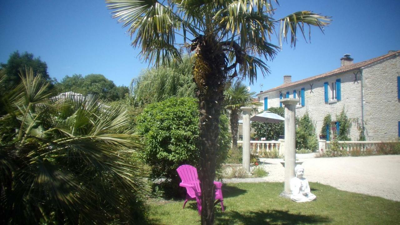 Le Clos Des Palmiers Saint-Ouen-d'Aunis Bagian luar foto